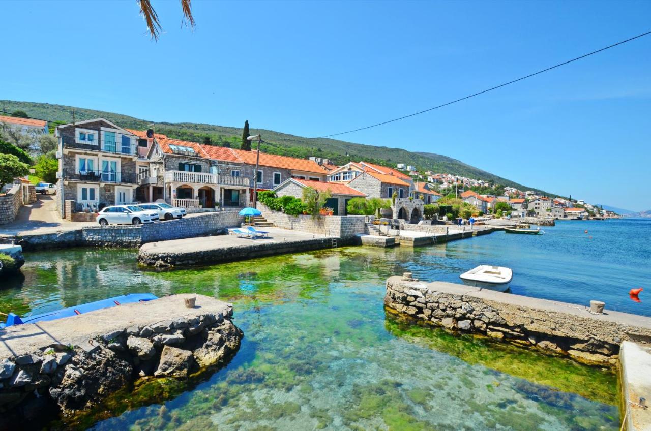 Apartment Romana Tivat Exterior foto